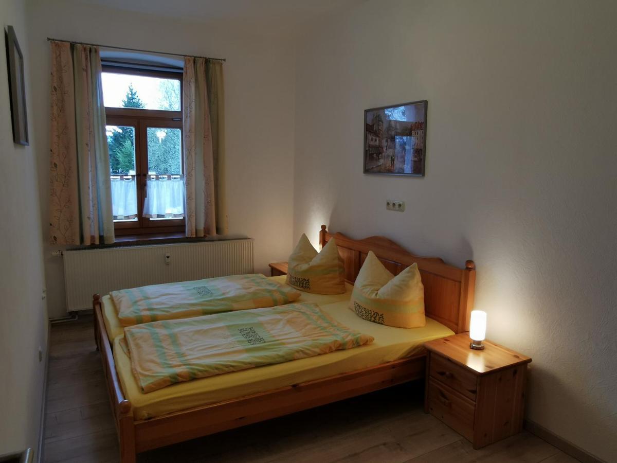 Ferienwohnung "Zur Kleinbahn" Zittau Exterior foto